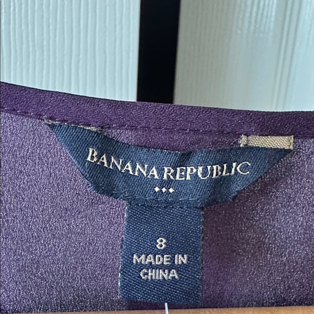 NWT Banana Republic Purple Sleeveless Blouse - Picture 3 of 4